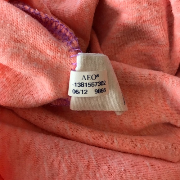 AMERICAN EAGLE V-NECK SHORT SLEEVE TEE - XS - Picture 8 of 9